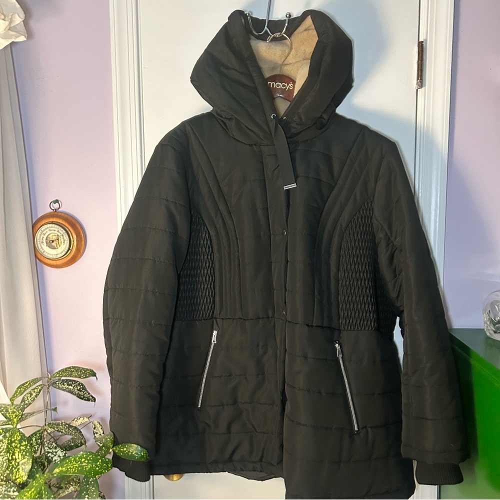 INTL d.e.t.a.i.l.s Black Lightweight Puffer Jacket Women’s Size 2XL